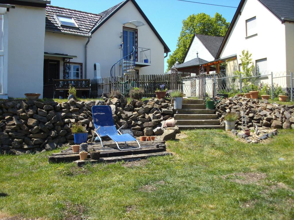 Hotel Haus Klara Mannebach  Zewnętrze zdjęcie