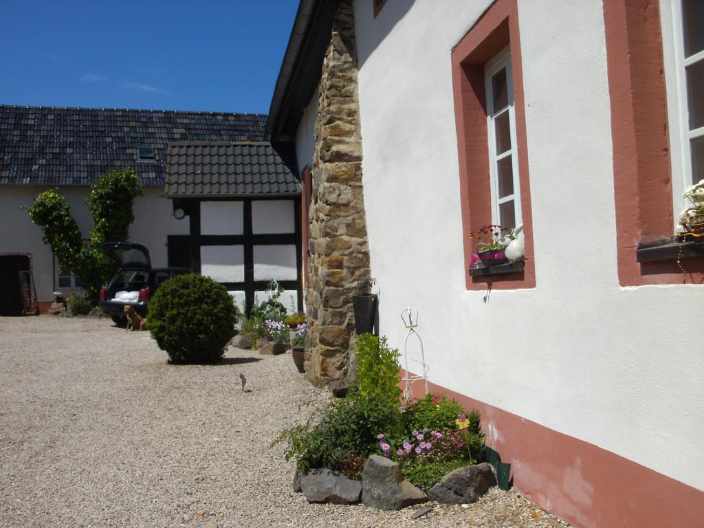 Hotel Haus Klara Mannebach  Zewnętrze zdjęcie