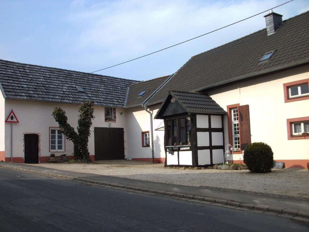 Hotel Haus Klara Mannebach  Zewnętrze zdjęcie